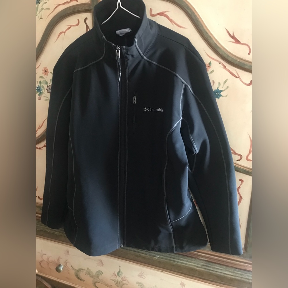 Columbia Neoprene Jacket -Medium weight with fleece lining. New